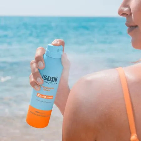 Protetor Solar Corporal Isdin Spray FPS 30 250ml Transparente